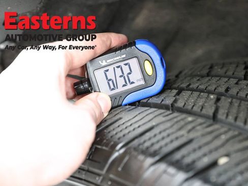 Used 2021 Jeep Grand Cherokee Laredo w/ Security & Convenience Group AWD/4WD image 29