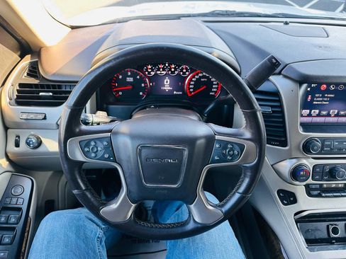 Used 2016 GMC Yukon Denali w/ Open Road Package image 17