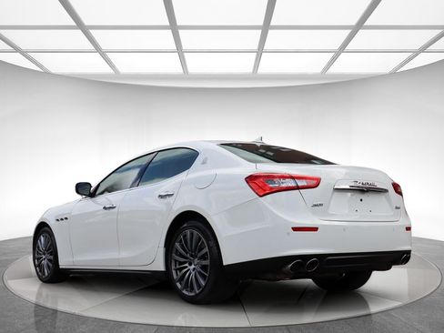 Used 2017 Maserati Ghibli S Q4 AWD/4WD image 8