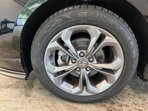Used 2023 Honda Accord EX image 19