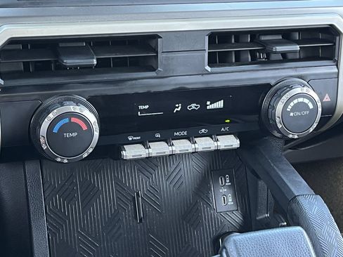 Used 2024 Toyota Tacoma SR5 RWD image 18