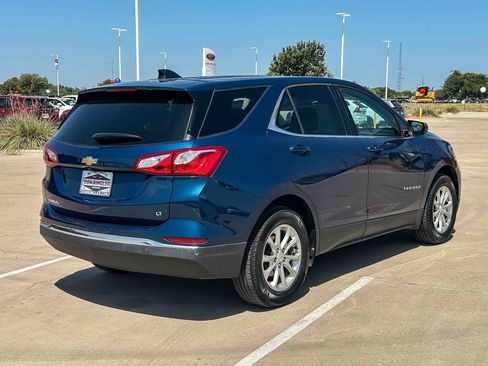 Used 2020 Chevrolet Equinox LT FWD image 3