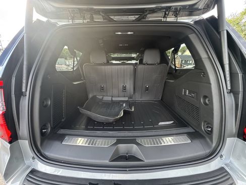 New 2026 GMC Yukon XL Denali w/ Sun & Power Step Package AWD/4WD image 21