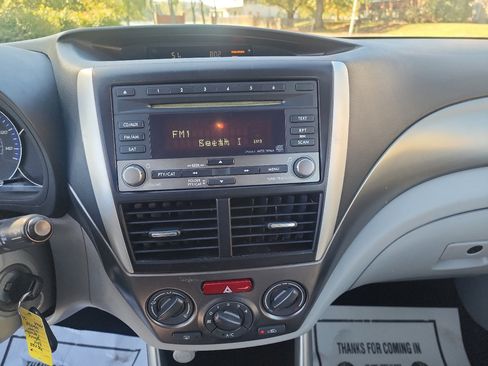 Used 2011 Subaru Forester 2.5X image 18