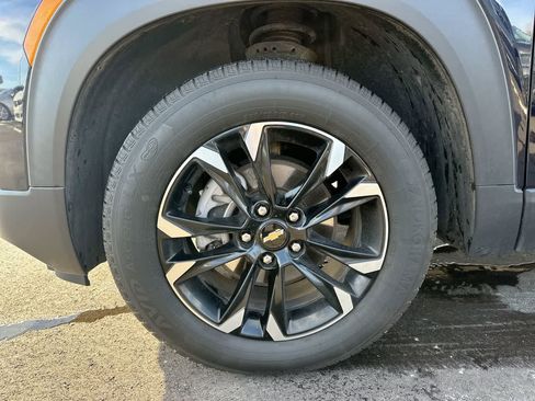 Used 2021 Chevrolet TrailBlazer LT w/ Convenience Package image 19