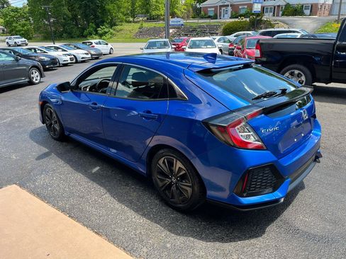 Used 2018 Honda Civic EX image 9
