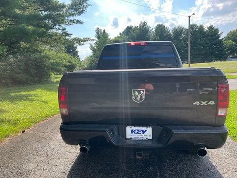 Used 2014 RAM 1500 Express AWD/4WD image 4