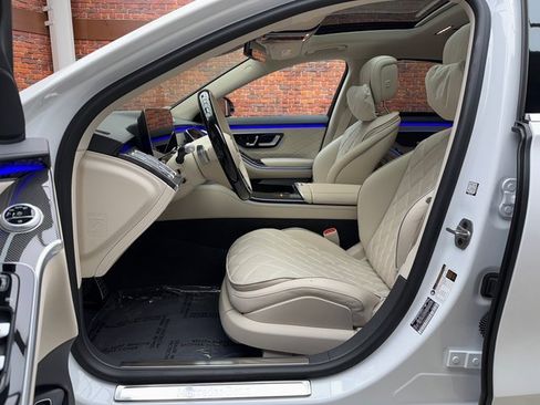 Used 2025 Mercedes-Benz S 580 4MATIC Sedan image 22