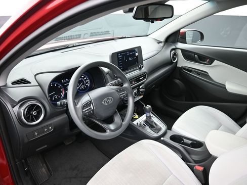 Used 2023 Hyundai Kona SEL w/ Winter Weather Package image 26