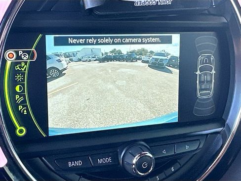 Used 2018 MINI Cooper S image 15