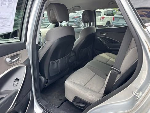 Used 2017 Hyundai Santa Fe Sport FWD image 10