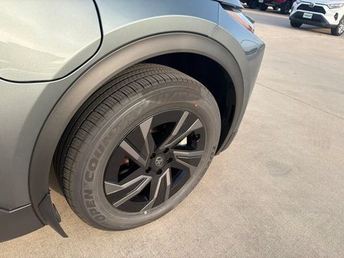 Used 2026 Toyota C-HR w/ Cold Weather Package AWD/4WD image 8