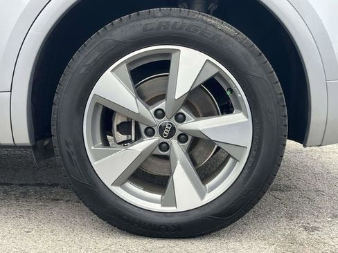 Used 2022 Audi Q5 2.0T Premium Plus image 11