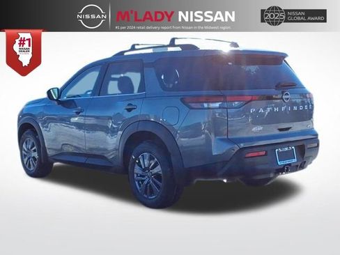 New 2025 Nissan Pathfinder SV image 5