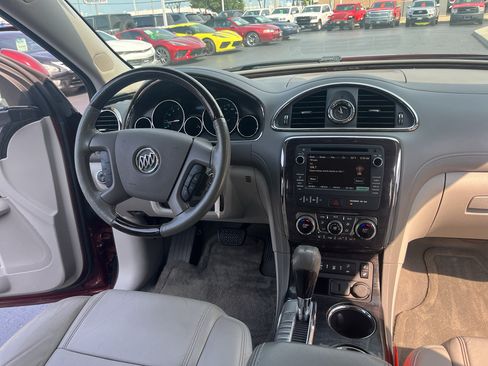 Used 2015 Buick Enclave Leather FWD image 43