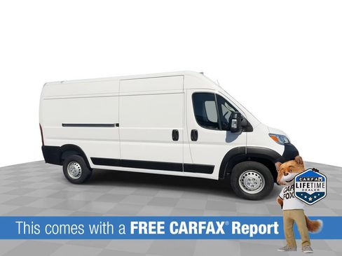 Used 2024 RAM ProMaster 2500 w/ Convenience Group FWD image 2