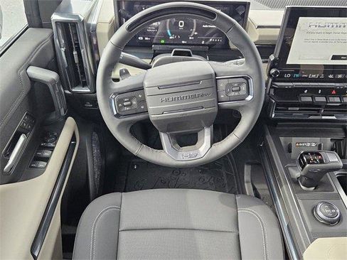 New 2026 GMC Hummer EV 4x4 Crew Cab image 11