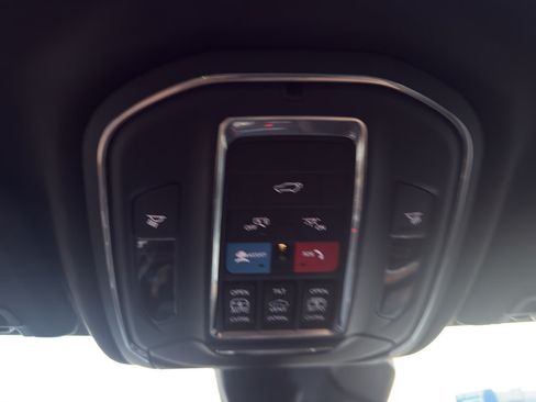 Used 2026 Jeep Grand Cherokee L Summit w/ Advanced Protech Group IV AWD/4WD image 23