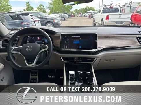 Used 2025 Volkswagen Atlas SEL Premium R-Line AWD/4WD image 15