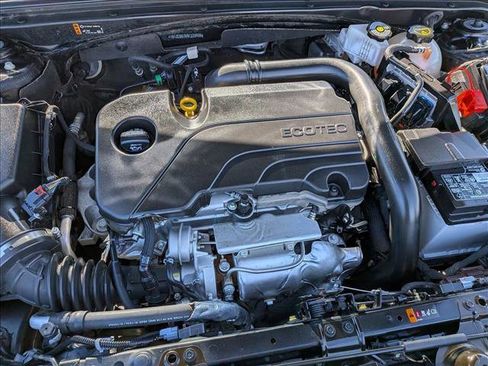 Used 2024 Chevrolet Malibu LT image 22