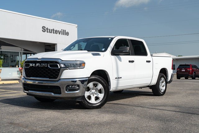 Used 2025 RAM 1500 Big Horn AWD/4WD image 1