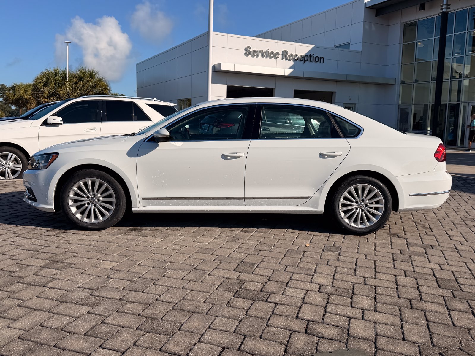Used 2017 Volkswagen Passat 1.8T SE FWD image 11