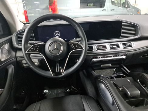 Used 2026 Mercedes-Benz GLE 450 4MATIC image 17