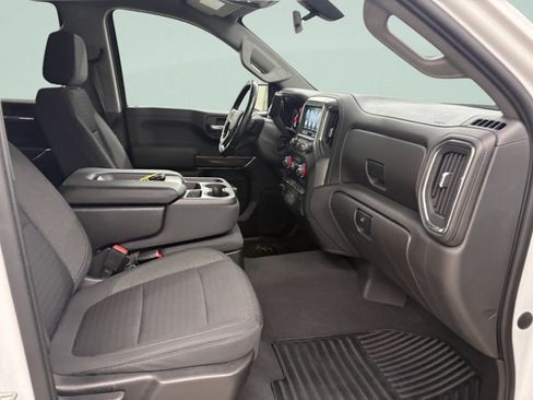 Used 2022 Chevrolet Silverado 1500 RST w/ Z71 Off-Road Package AWD/4WD image 21
