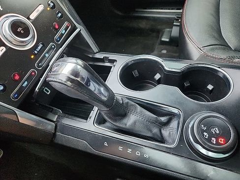 Used 2018 Ford Explorer Sport AWD/4WD image 25