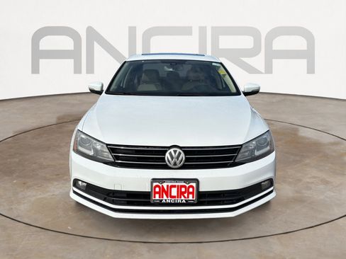 Used 2016 Volkswagen Jetta SEL w/ Lighting Package FWD image 5