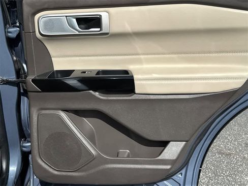 Used 2021 Ford Explorer Platinum w/ Equipment Group 601A image 15