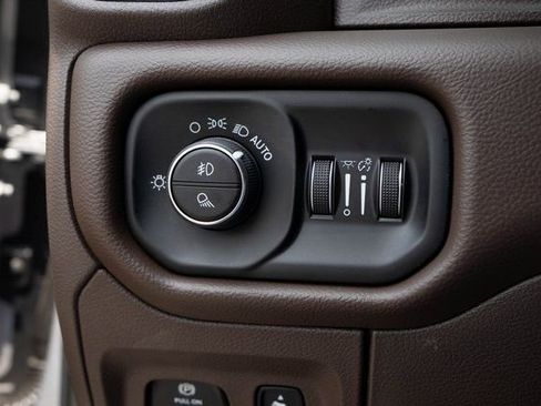 Used 2025 RAM 1500 Laramie w/ Bed Utility Group image 20