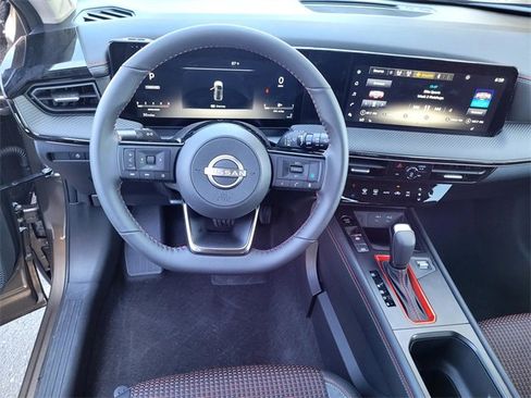 New 2025 Nissan Kicks SR w/ SR Premium Package image 6