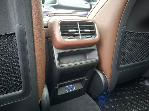 New 2026 Mercedes-Benz GLE 450 4MATIC image 9