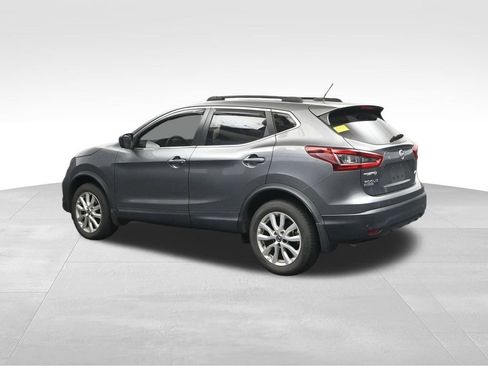 Used 2022 Nissan Rogue Sport S FWD image 3