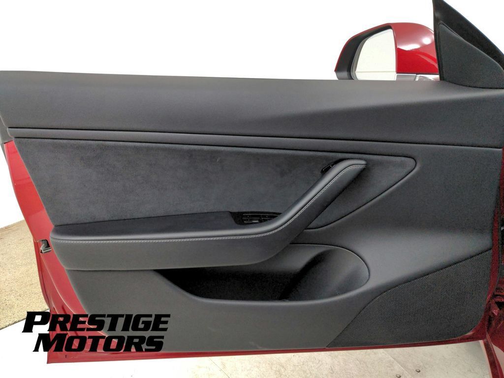 Used 2018 Tesla Model 3 Long Range RWD image 23