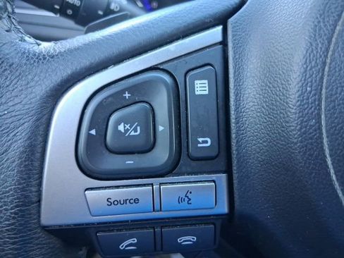 Used 2017 Subaru Legacy 2.5i Limited AWD/4WD image 14