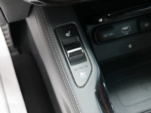 Used 2020 Kia Telluride SX w/ SX Prestige Package AWD/4WD image 6