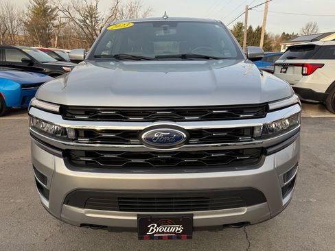 Used 2023 Ford Expedition Limited AWD/4WD image 2