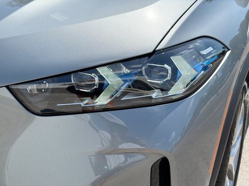 New 2026 BMW X5 xDrive50e AWD/4WD image 9