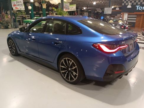 Used 2025 BMW i4 xDrive40i w/ M Sport Package AWD/4WD image 11