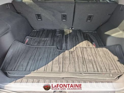 Used 2024 GMC Terrain SLE w/ Driver Convenience Package AWD/4WD image 28