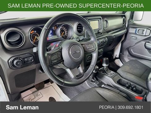 Used 2021 Jeep Wrangler Unlimited Sport AWD/4WD image 9