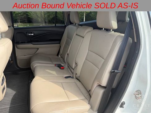Used 2017 Honda Pilot Touring image 25