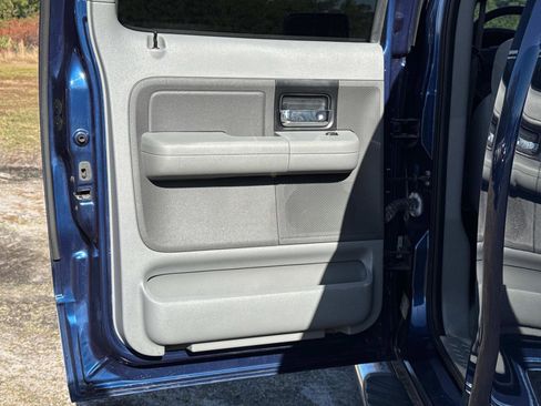 Used 2007 Ford F150 XLT image 12