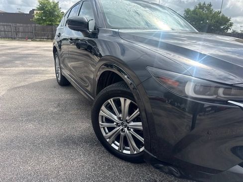 Used 2022 MAZDA CX-5 Signature AWD/4WD image 2