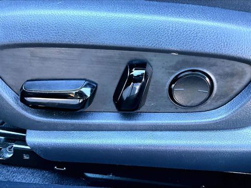 Used 2022 Lexus ES 350 w/ Premium Package image 33