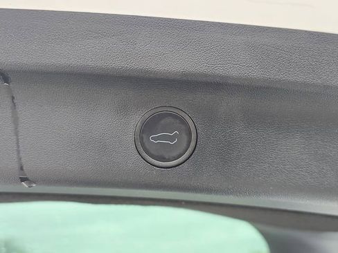 Used 2023 Tesla Model Y Long Range image 13