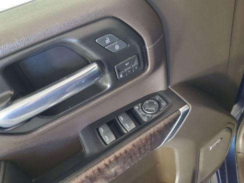 Used 2020 GMC Sierra 3500 Denali w/ Denali Ultimate Package image 19