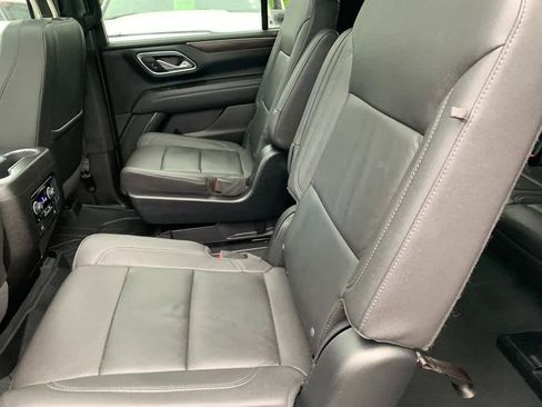 Used 2023 Chevrolet Suburban Z71 w/ Luxury Package AWD/4WD image 22